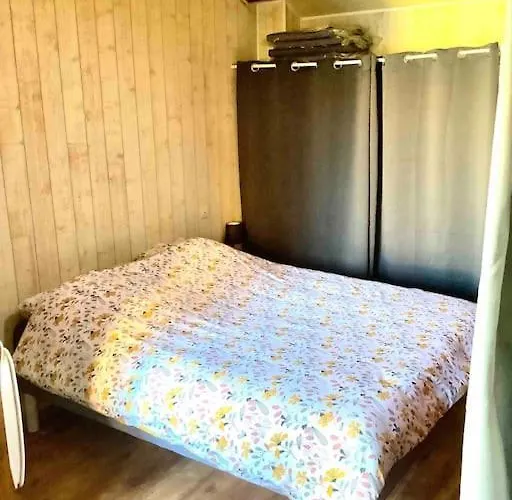 Charmante Maison Atypique En Village Lejlighed Saint-Colombin