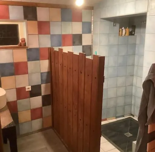 Charmante Maison Atypique En Village Lejlighed *