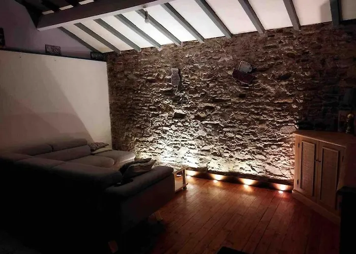 Charmante Maison Atypique En Village Lejlighed *